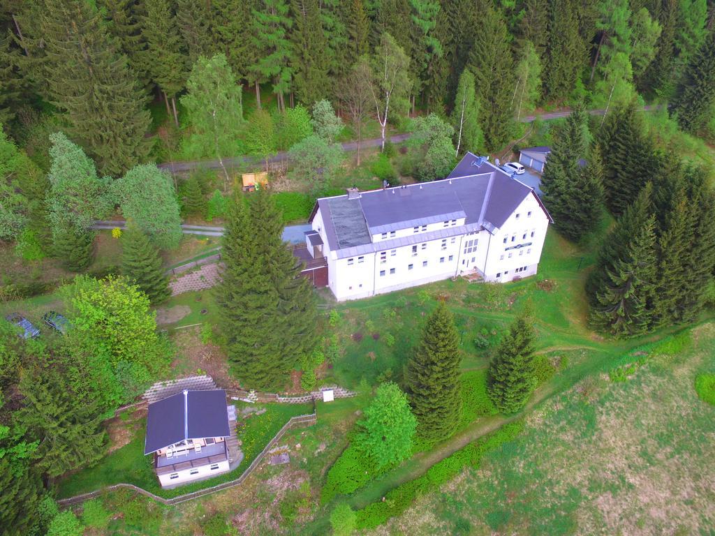 Greizer Kammhuette Gaststaette & Pension Klingenthal Bagian luar foto